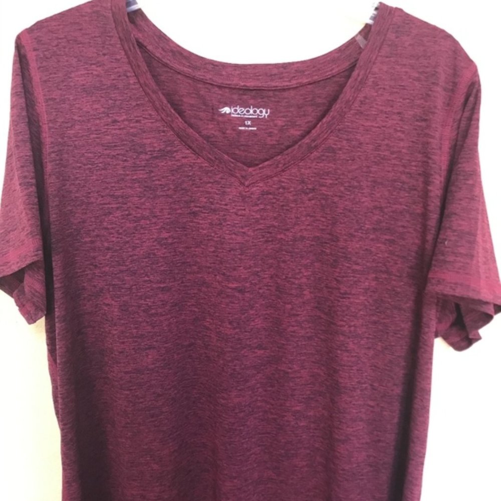 ID Ideology Womens Textured Short Sleeve Malbec L